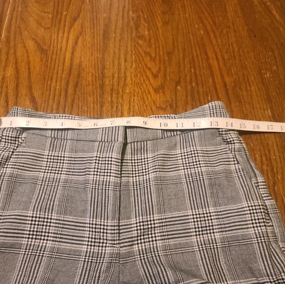 H&M Skinny Fit Plaid Check Trousers - Picture 8 of 12